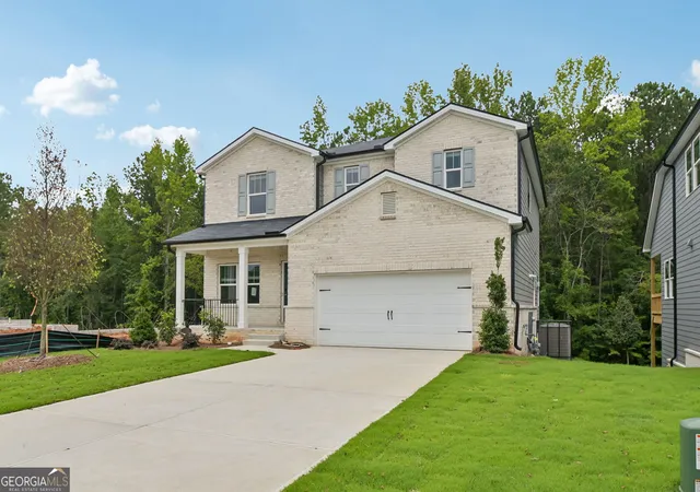 Photo 3 of Sale Pending at 7295 Lyric St, Fairburn, GA 30213 | MLS# 10771600 | Listing updated on 2026-08-26
