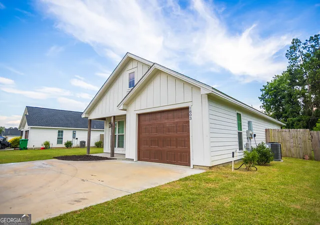 4th image of 1803 Northside Dr, Valdosta, GA 31602 | MLS# 10808150