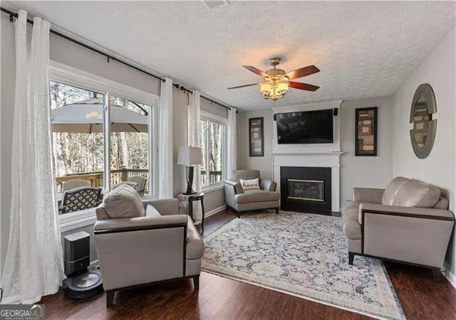 2nd image of 1603 Eagle Dr, Woodstock, GA 30189 | MLS# 10830440