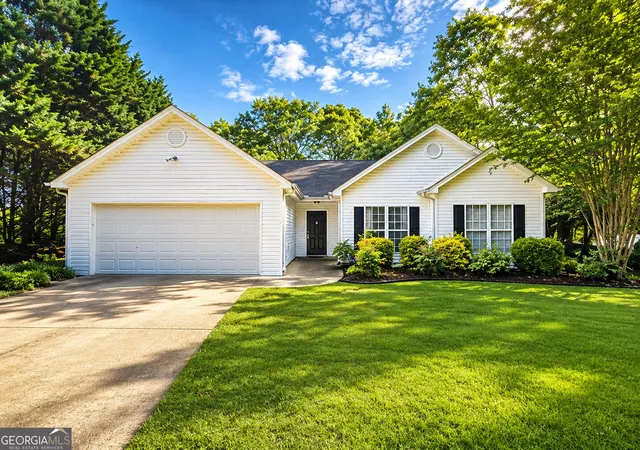 Homes for sale in Bethlehem, GA | 1620 Madison Dr, Bethlehem, GA 30620 | MLS# 10798547