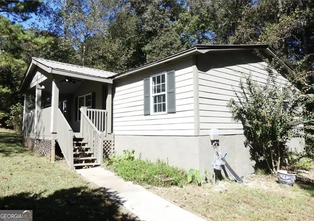 Photo 2 of Manufactured home for sale at 7012 Blueberry Ridge Se, Acworth, GA 30102 | MLS# 10791938 | Listing updated on 2026-08-12