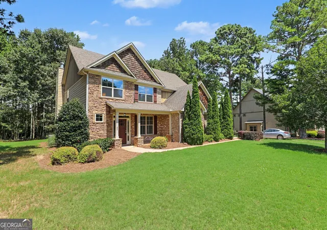 Photo 2 of Single family home for sale at 106 Waterlace Wy, Fayetteville, GA 30215 | MLS# 10828951 | Listing updated on 2026-09-14