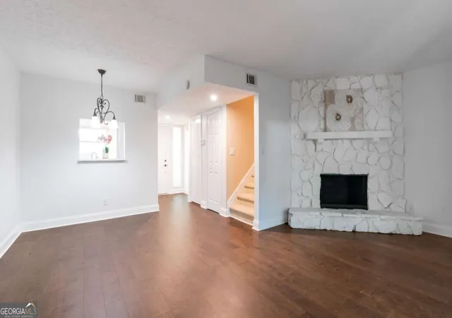 Photo 3 of Townhouse for sale at 3557 Splinterwood Rd, Peachtree Corners, GA 30092 | MLS# 10726064 | Listing updated on 2026-09-23