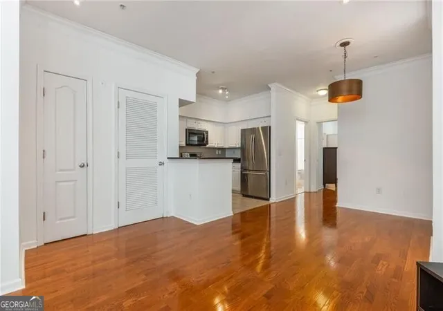 Photo 4 of Condo for sale at 800 Peachtree St Ne #306, Atlanta, GA 30308 | MLS# 10831071 | Listing updated on 2026-10-23