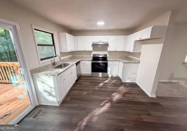 2nd image of 4117 Twig Ct, Douglasville, GA 30135 | MLS# 10812584