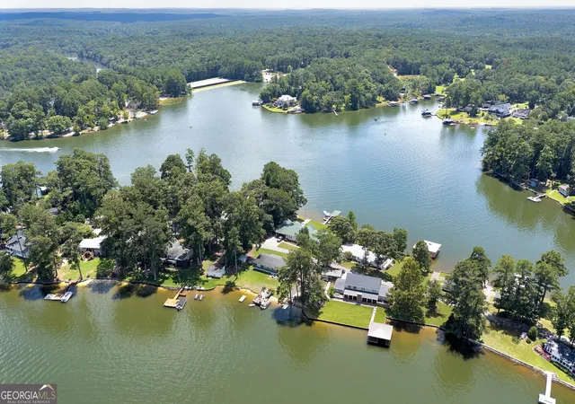 Photo 3 of Single family home for sale at 253 Scout Island Rd, Jackson, GA 30233 | MLS# 10826428 | Listing updated on 2026-08-28