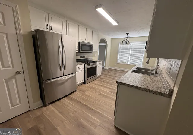 Photo 4 of Single family home for sale at 2301 Piney Grv Rd, Loganville, GA 30052 | MLS# 10792720 | Listing updated on 2026-08-01