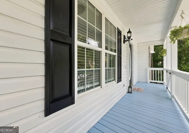 Photo 3 of Single family home for sale at 129 Greatwood Dr, White, GA 30184 | MLS# 10835647 | Listing updated on 2026-10-03