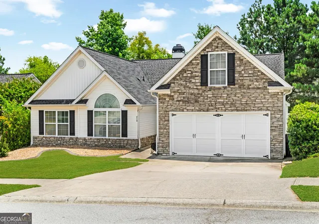 Homes for sale in Dallas, GA | 214 E Skyline View, Dallas, GA 30157 | MLS# 10800523
