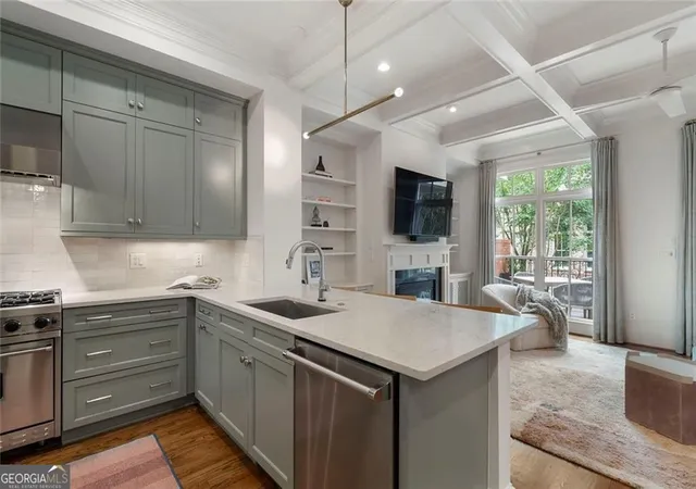 Photo 3 of Townhouse for sale at 206 Montag Cir Ne, Atlanta, GA 30307 | MLS# 10824833 | Listing updated on 2026-10-09