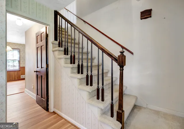 Photo 2 of Sale Pending at 1612 Envoy Pl, Riverdale, GA 30296 | MLS# 10568348 | Listing updated on 2025-10-16
