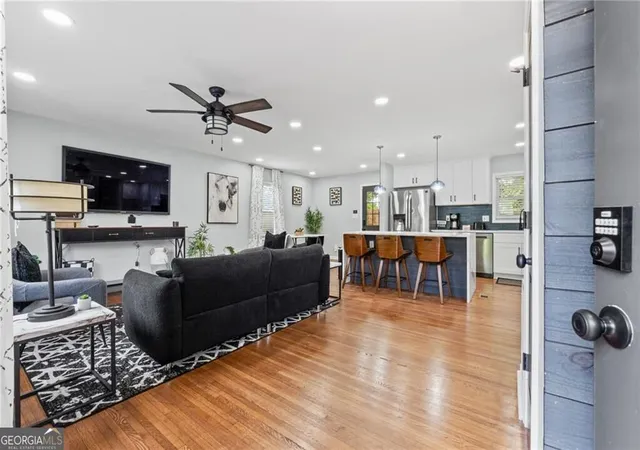 Photo 1 of Single family home for sale at 1467 Timms Cir Se, Atlanta, GA 30316 | MLS# 10835389 | Listing updated on 2026-10-16