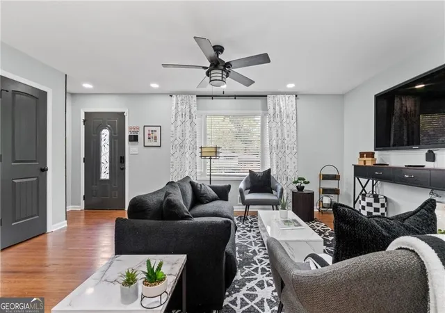 Photo 2 of Single family home for sale at 1467 Timms Cir Se, Atlanta, GA 30316 | MLS# 10835389 | Listing updated on 2026-10-16