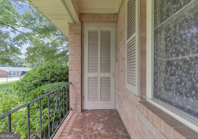 2nd image of 24 Laurel Dr, Hartwell, GA 30643 | MLS# 10805332