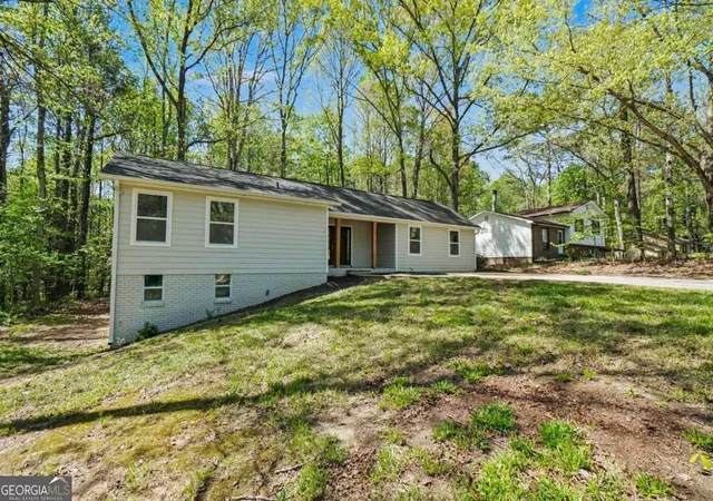 2nd image of 3165 Beaver Dr, Douglasville, GA 30135 | MLS# 10808738