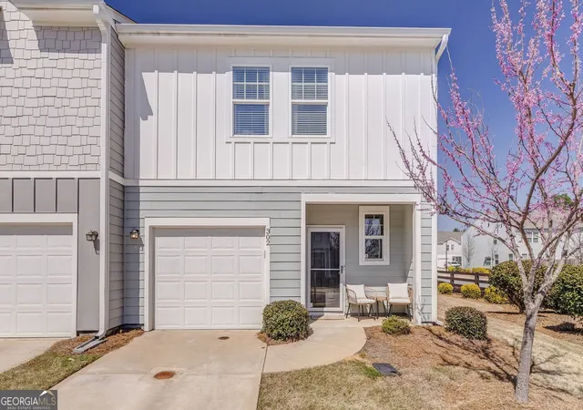 Photo 1 of Townhouse for sale at 302 Penn Sta Way, Cartersville, GA 30120 | MLS# 10715830 | Listing updated on 2026-05-01