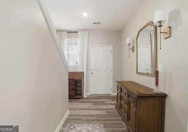 Photo 3 of Townhouse for sale at 302 Penn Sta Way, Cartersville, GA 30120 | MLS# 10715830 | Listing updated on 2026-05-01