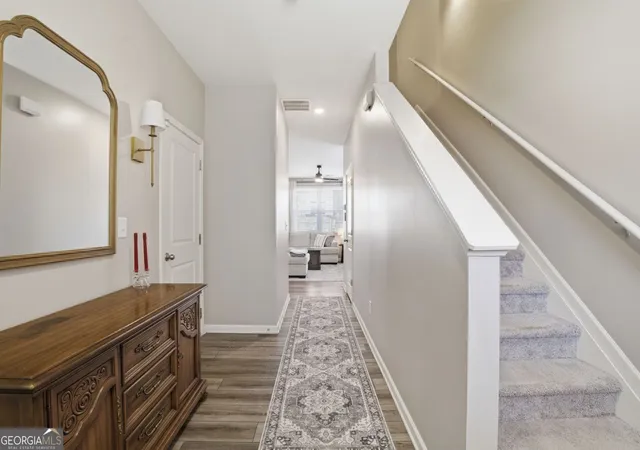 Photo 3 of Townhouse for sale at 302 Penn Sta Way, Cartersville, GA 30120 | MLS# 10715830 | Listing updated on 2026-05-01