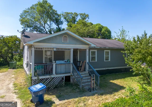 Photo 1 of Sale Pending at 779 Humphries St Sw, Atlanta, GA 30310 | MLS# 10835509 | Listing updated on 2026-09-03