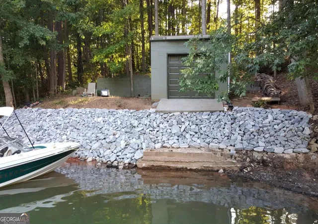 2nd image of 6103 Lake Lanier Heights Rd, Buford, GA 30518 | MLS# 10800147
