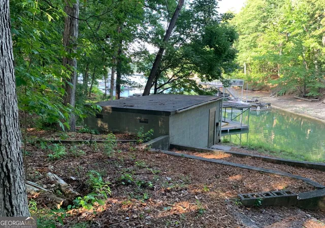 Photo 3 of Single family home for sale at 6103 Lake Lanier Heights Rd, Buford, GA 30518 | MLS# 10800147 | Listing updated on 2026-10-08