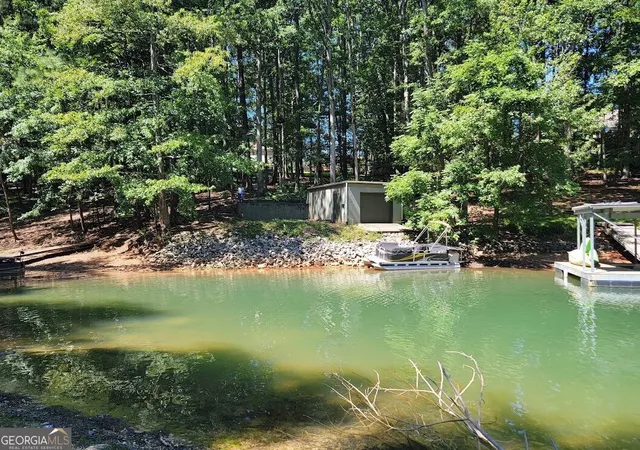 Photo 4 of Single family home for sale at 6103 Lake Lanier Heights Rd, Buford, GA 30518 | MLS# 10800147 | Listing updated on 2026-10-08