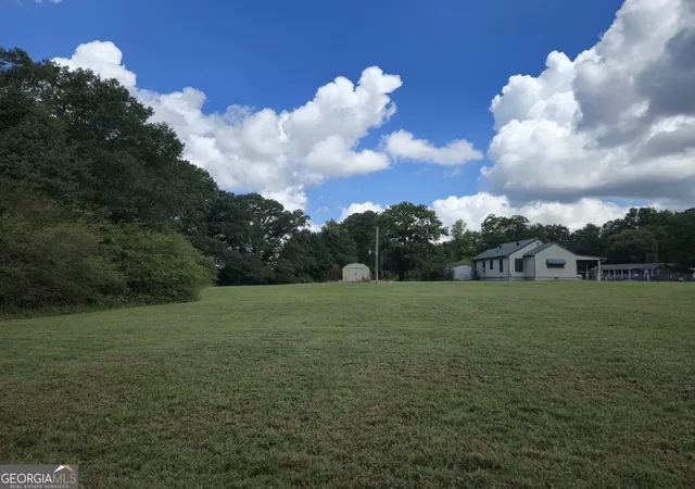 Photo 3 of Sale Pending at 3880 Hiram Lithia Springs Rd, Powder Springs, GA 30127 | MLS# 10572262 | Listing updated on 2026-08-24
