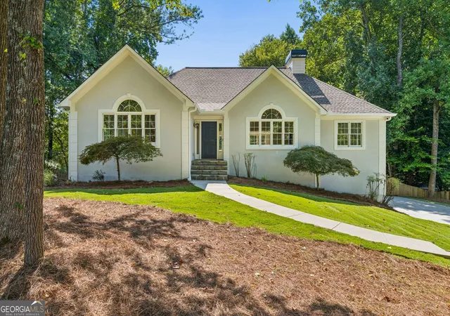 Photo 1 of Sale Pending at 8040 Wynfield Dr, Cumming, GA 30040 | MLS# 10834333 | Listing updated on 2026-10-12