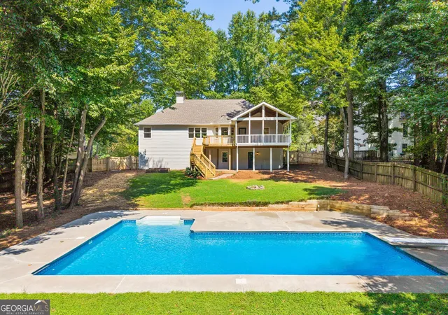 Photo 2 of Sale Pending at 8040 Wynfield Dr, Cumming, GA 30040 | MLS# 10834333 | Listing updated on 2026-10-12