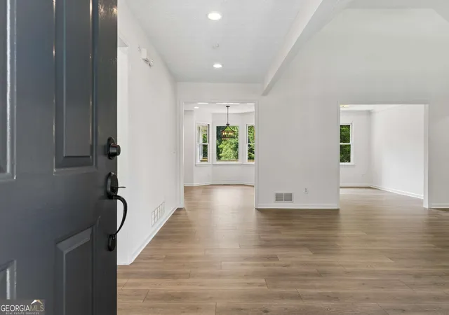 Photo 3 of Sale Pending at 8040 Wynfield Dr, Cumming, GA 30040 | MLS# 10834333 | Listing updated on 2026-10-12