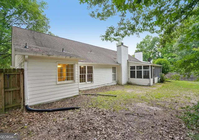 Photo 4 of Single family home for sale at 1254 Wynford Colony Sw, Marietta, GA 30064 | MLS# 10782375 | Listing updated on 2026-10-16