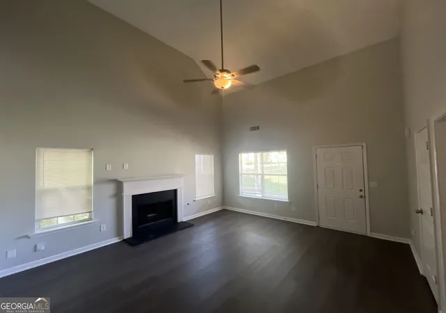 Photo 3 of Single family home for sale at 35 Creekview Ct, Covington, GA 30016 | MLS# 10835343 | Listing updated on 2026-10-15