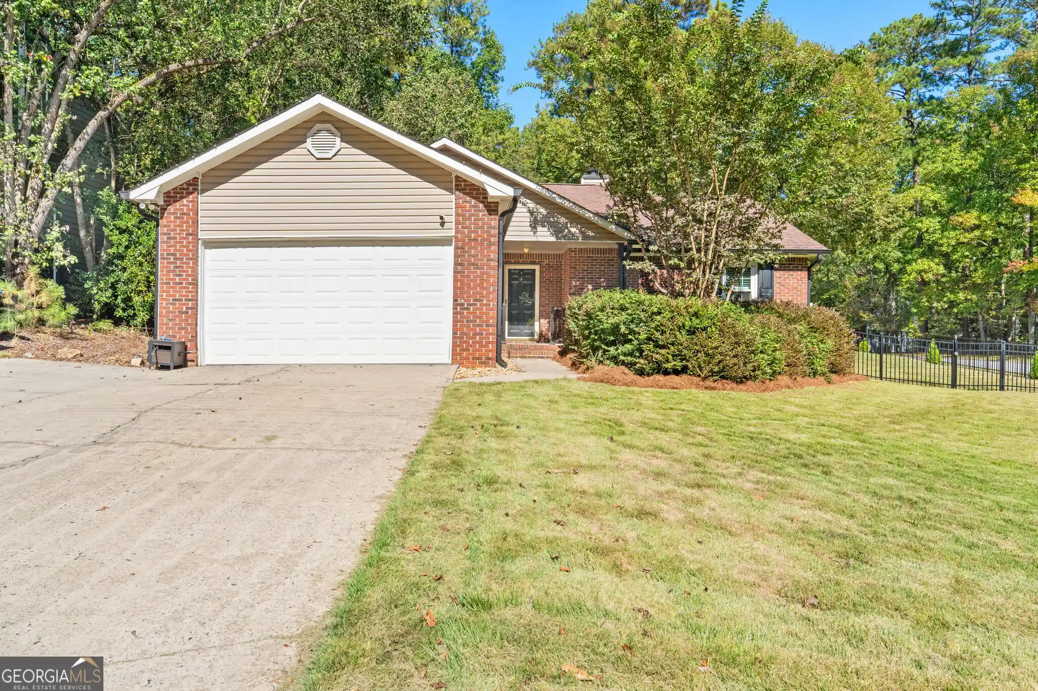 Photo 1 of Sale Pending at 200 Chardonay Ct, Peachtree City, GA 30269 | MLS# 10869976 | Listing updated on 2026-10-13