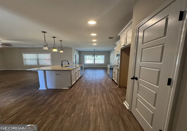 Photo 3 of Sale Pending at 205 Havant Way, Perry, GA 31069 | MLS# 10628665 | Listing updated on 2026-05-22
