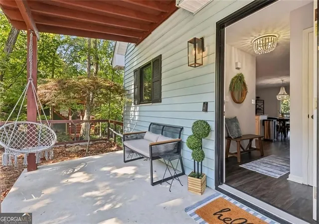 Photo 4 of Single family home for sale at 8470 Lake Dr, Snellville, GA 30039 | MLS# 10785537 | Listing updated on 2026-09-13