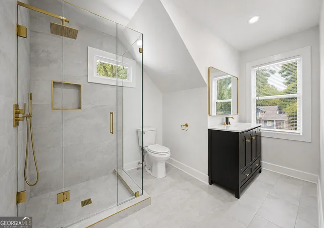 Photo 2 of Single family home for sale at 1838 Rogers Ave Sw, Atlanta, GA 30310 | MLS# 10834791 | Listing updated on 2026-09-14