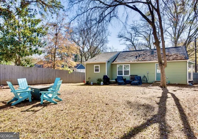 9th image of 2235 Baker Rd Nw, Atlanta, GA 30318 | MLS# 10725422