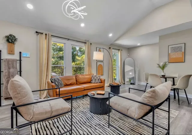 Photo 2 of Single family home for sale at 1901 Windsor Dr SW, Atlanta, GA 30311 | MLS# 10798482 | Listing updated on 2026-08-19