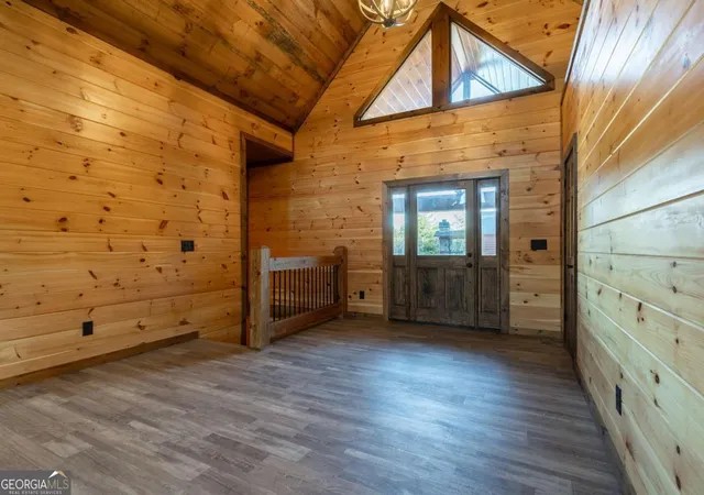 Photo 4 of Single family home for sale at 612 Kensington Dr, Mineral Bluff, GA 30559 | MLS# 10764090 | Listing updated on 2026-05-28