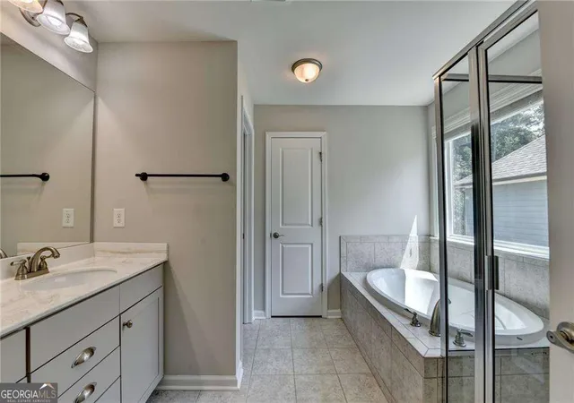 5th image of 2339 Village Grove Dr, Suwanee, GA 30024 | MLS# 10819176
