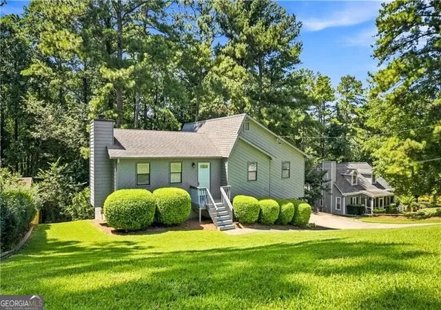 Photo 1 of Single family home for sale at 3824 Wyntuck Cir, Kennesaw, GA 30152 | MLS# 10827840 | Listing updated on 2026-09-13