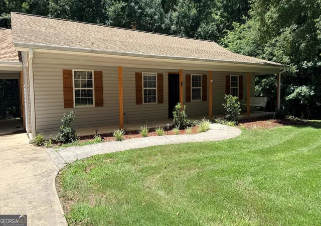 Homes for sale in Zebulon, GA | 67 Fall Dr, Zebulon, GA 30295 | MLS# 10695954
