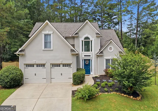 Photo 1 of Sale Pending at 1027 Deer Holw Dr, Woodstock, GA 30189 | MLS# 10789790 | Listing updated on 2026-08-10