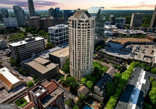 Homes for sale in Atlanta, GA | 3475 Oak Valley Rd Ne #650, Atlanta, GA 30326 | MLS# 10776338