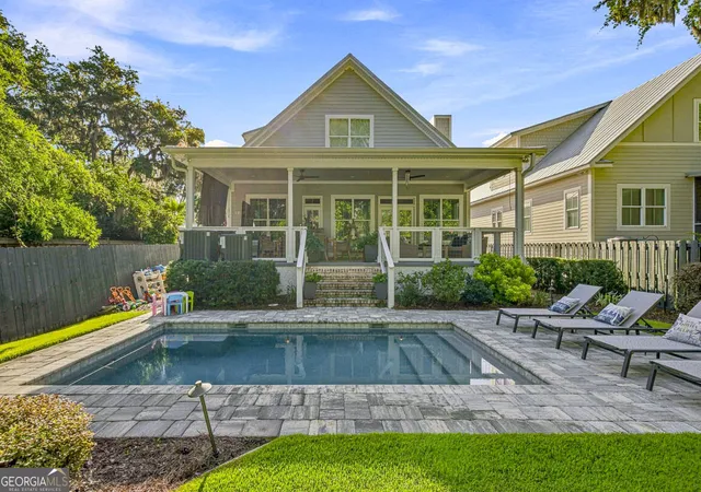 Photo 3 of Single family home for sale at 311 Peachtree St, Saint Simons Island, GA 31522 | MLS# 10828222 | Listing updated on 2026-09-01