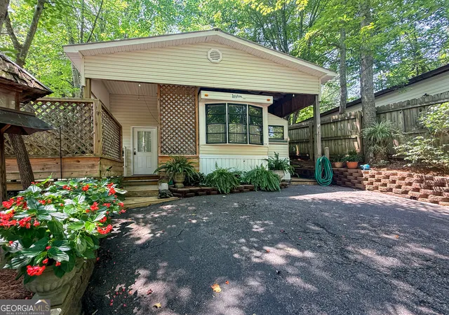 1st image of 152 Canyon Pass, Cleveland, GA 30528 | MLS# 10826601