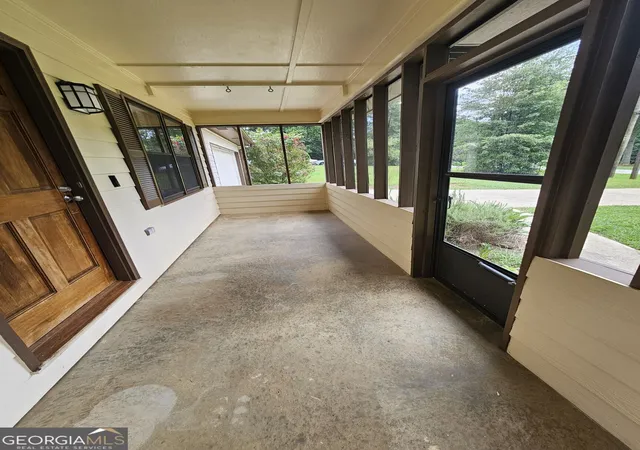 Photo 3 of Sale Pending at 85 Sunnybrook Dr, Mcdonough, GA 30253 | MLS# 10820120 | Listing updated on 2026-10-04