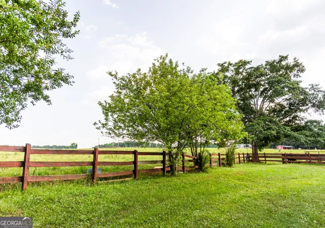3rd image of 1441 Dickson Rd, Rutledge, GA 30663 | MLS# 10802931