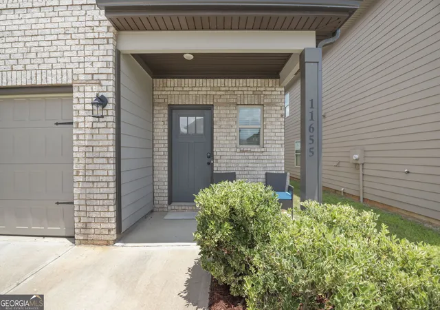 Photo 2 of Single family home for sale at 11655 Stovall Pl, Hampton, GA 30228 | MLS# 10808833 | Listing updated on 2026-09-16