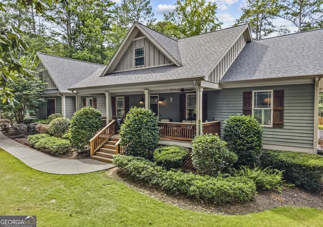 Photo 1 of Sale Pending at 135 Phoenix Dr, Eatonton, GA 31024 | MLS# 10562099 | Listing updated on 2025-11-13